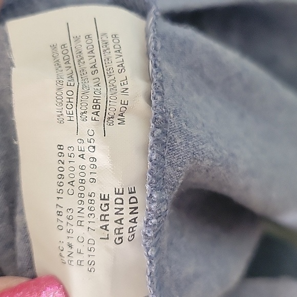 Hanes Long Sleeve Crew Neck T-Shirt Like New - Picture 4 of 5